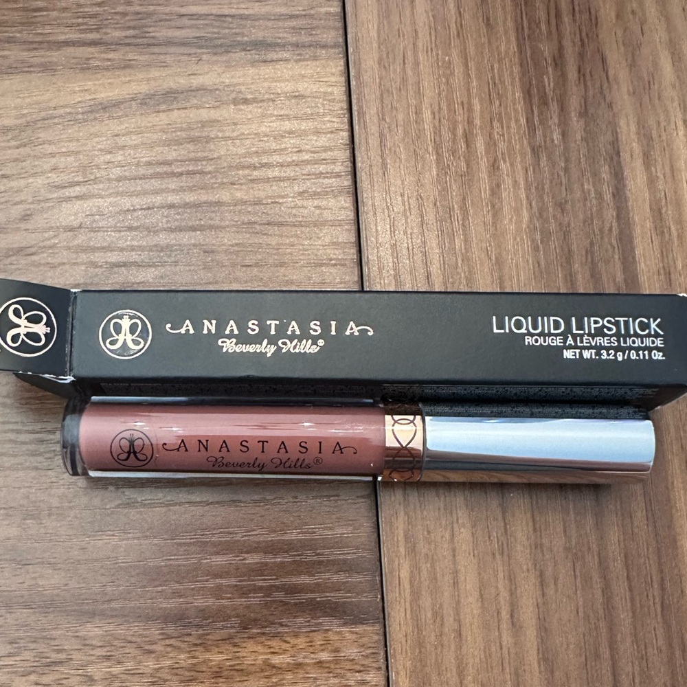 NWT ABH LIQUID LIPSTICK - ASHTON